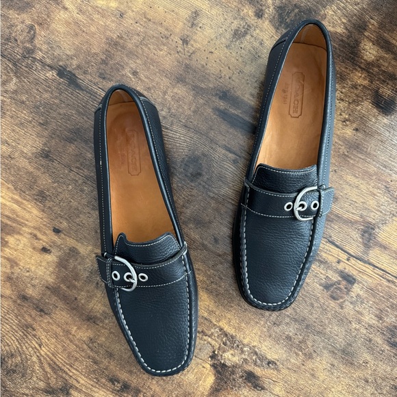 Coach Woman’s 9.5 Black Leather Loafers with Silver Accents - Picture 13 of 13